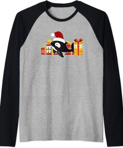 Baby Orca with Presents - Cute Christmas Killer Whale Raglan Baseball Tee